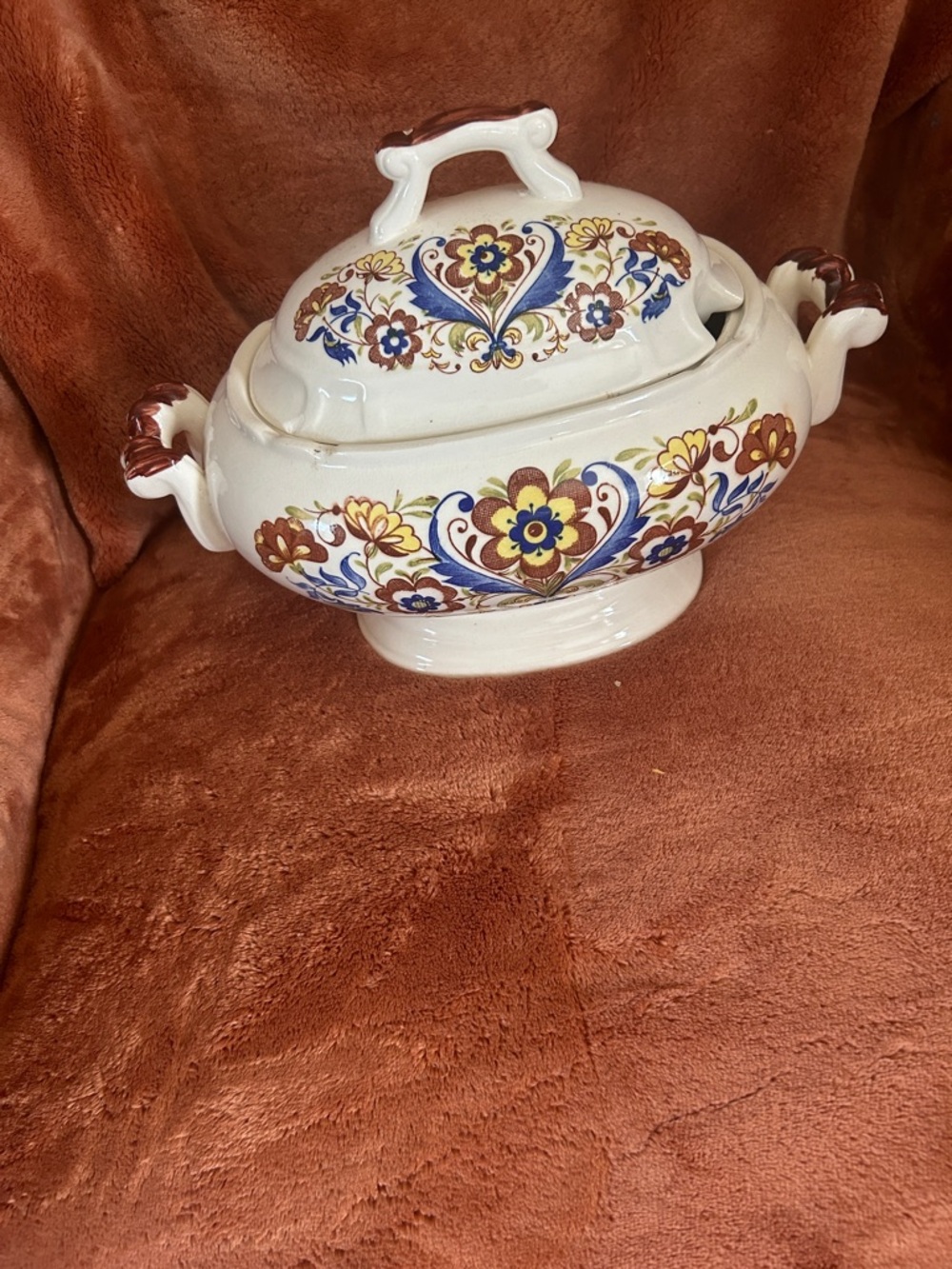 Vintage Nevco Japanaese Tureen without ladle